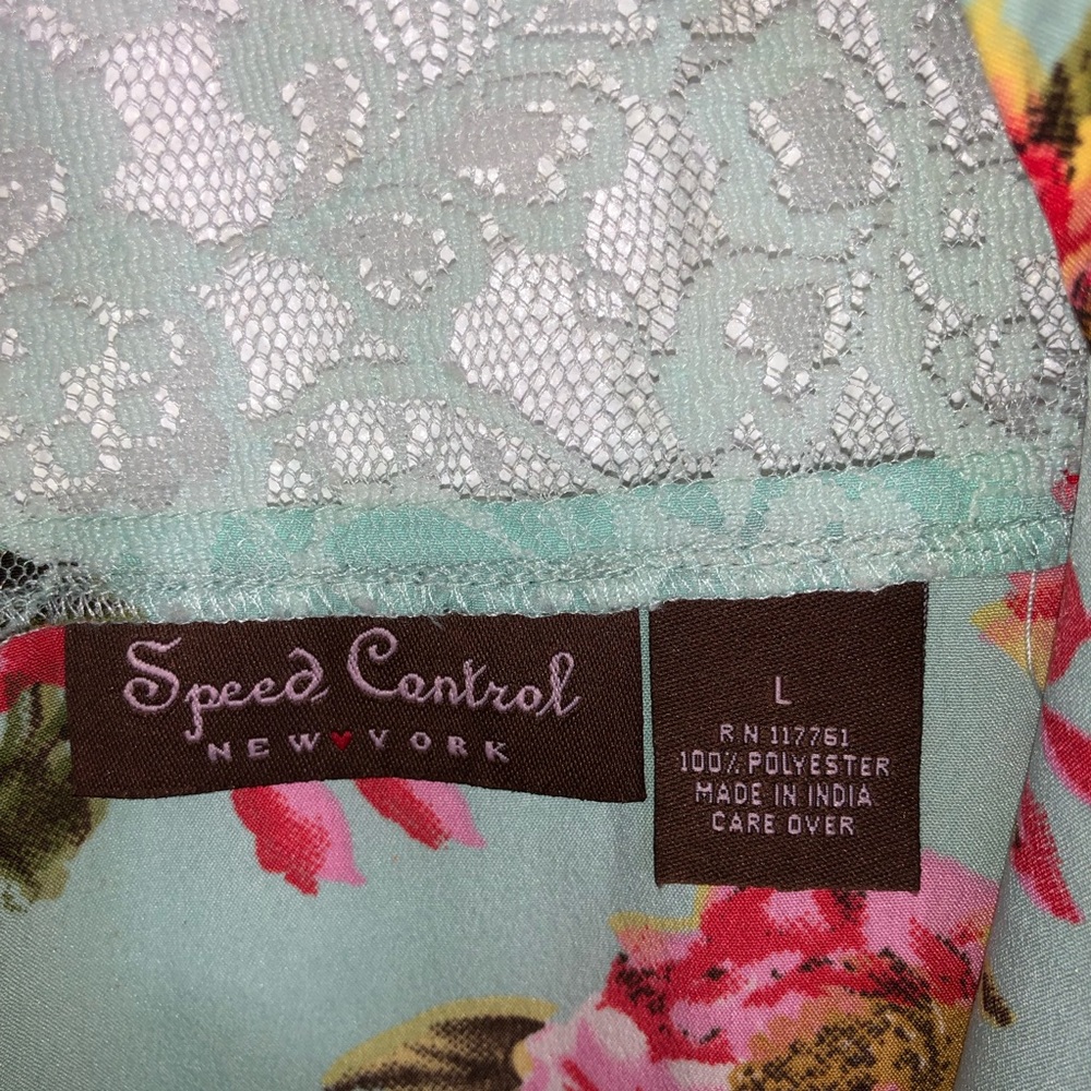 Speed Control Dress - Picture 4 of 5